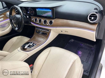 2018 Mercedes-Benz E 300 Sedan - miniatura 15