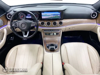 2018 Mercedes-Benz E 300 Sedan - miniatura 19