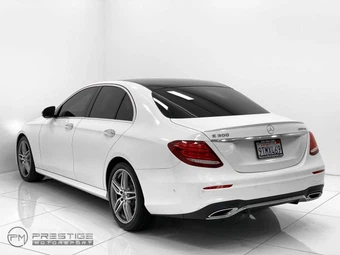 2018 Mercedes-Benz E 300 Sedan - miniatura 8