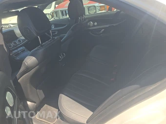 2018 Mercedes-Benz E 300 Sedan - miniatura 13