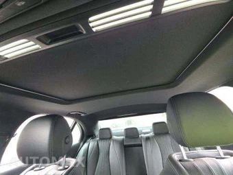 2018 Mercedes-Benz E 300 Sedan – miniatura 11