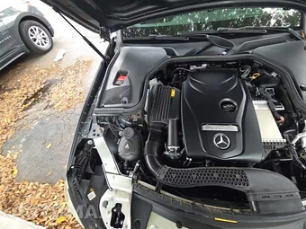 2018 Mercedes-Benz E 300 Sedan – miniatura 34