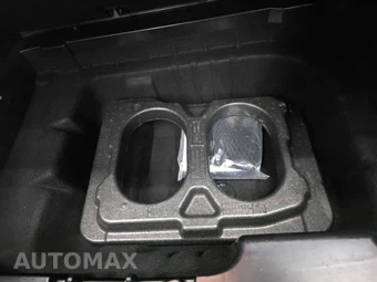 2018 Mercedes-Benz E 300 Sedan – miniatura 14