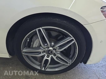 2018 Mercedes-Benz E 300 Sedan – miniatura 16