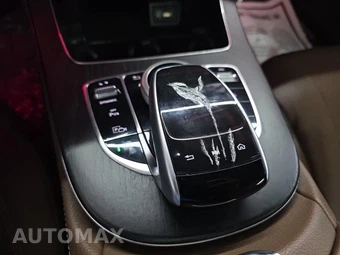 2018 Mercedes-Benz E 300 Sedan – miniatura 24