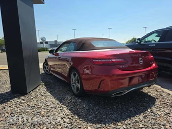 2018 Mercedes-Benz E 400 4MATIC Convertible - miniatura 2