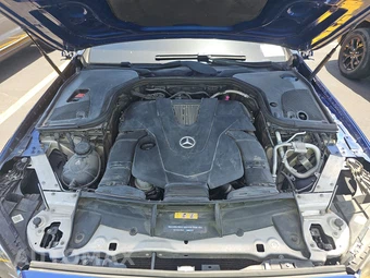 2018 Mercedes-Benz E 400 4MATIC Coupe - miniatura 15
