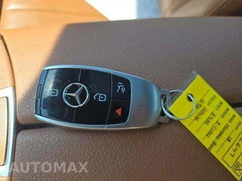 2018 Mercedes-Benz E 400 4MATIC Coupe - miniatura 8