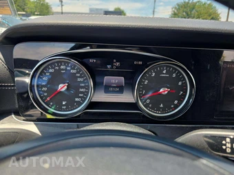 2018 Mercedes-Benz E 400 4MATIC Coupe – miniatura 9