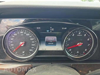 2018 Mercedes-Benz E 400 4MATIC Wagon - miniatura 9