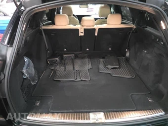 2018 Mercedes-Benz E 400 4MATIC Wagon - miniatura 26