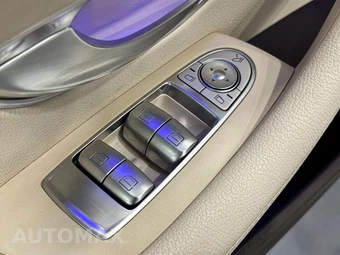 2018 Mercedes-Benz E 400 Coupe - miniatura 34