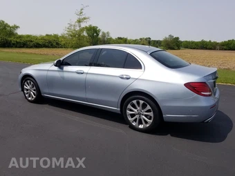 2018 Mercedes-Benz E-Class Sedan E 300 - miniatura 2
