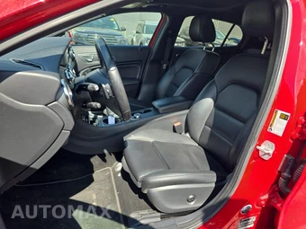 2018 Mercedes-Benz GLA 250 4MATIC – miniatura 12