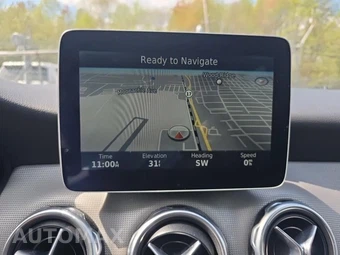 2018 Mercedes-Benz GLA 250 4MATIC – miniatura 8