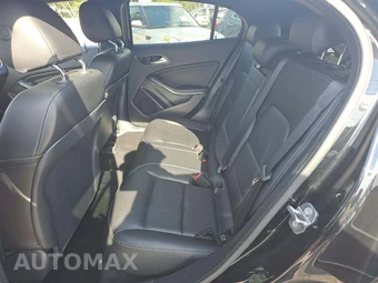 2018 Mercedes-Benz GLA 250 4MATIC - miniatura 10
