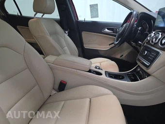 2018 Mercedes-Benz GLA 250 4MATIC – miniatura 8
