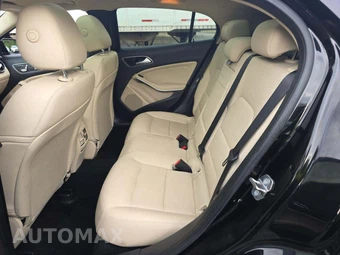 2018 Mercedes-Benz GLA 250 4MATIC – miniatura 13