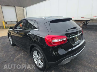 2018 Mercedes-Benz GLA 250 4MATIC – miniatura 2