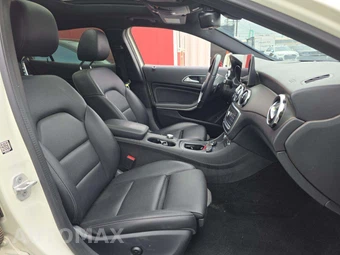 2018 Mercedes-Benz GLA 250 4MATIC - miniatura 18