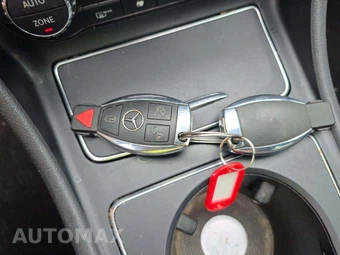 2018 Mercedes-Benz GLA 250 4MATIC - miniatura 8