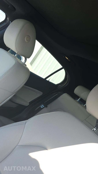 2018 Mercedes-Benz GLA 250 4MATIC - miniatura 23