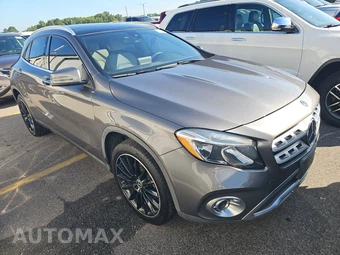 2018 Mercedes-Benz GLA 250 4MATIC - miniatura 3