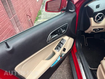 2018 Mercedes-Benz GLA 250 4MATIC - miniatura 10