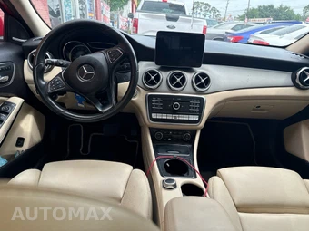 2018 Mercedes-Benz GLA 250 4MATIC - miniatura 8
