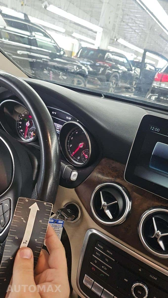 2018 Mercedes-Benz GLA 250 4MATIC – miniatura 34
