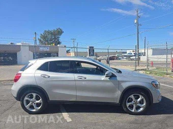 2018 Mercedes-Benz GLA 250 4MATIC – miniatura 4