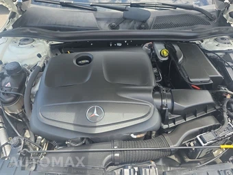 2018 Mercedes-Benz GLA 250 – miniatura 15
