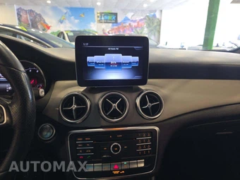 2018 Mercedes-Benz GLA 250 - miniatura 10