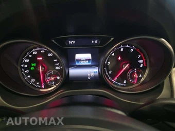 2018 Mercedes-Benz GLA 250 - miniatura 9