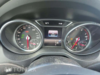 2018 Mercedes-Benz GLA 250 - miniatura 6