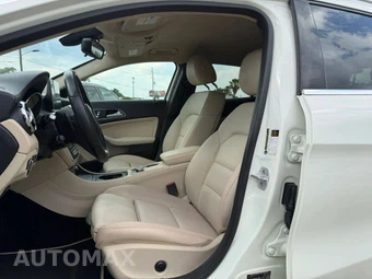 2018 Mercedes-Benz GLA 250 - miniatura 10