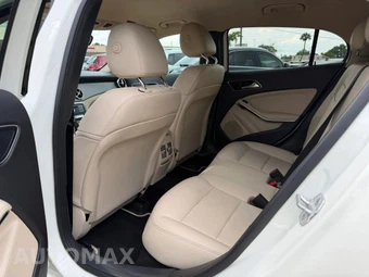 2018 Mercedes-Benz GLA 250 - miniatura 14