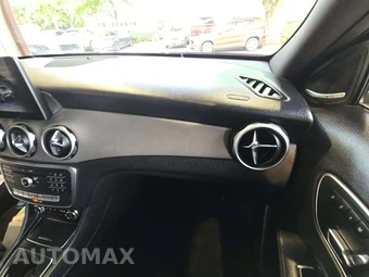 2018 Mercedes-Benz GLA 250 - miniatura 19