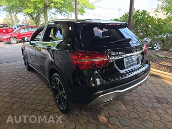 2018 Mercedes-Benz GLA 250 - miniatura 2