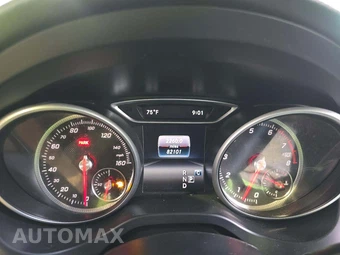 2018 Mercedes-Benz GLA 250 - miniatura 9