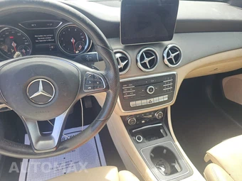 2018 Mercedes-Benz GLA 250 – miniatura 11