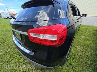 2018 Mercedes-Benz GLA 250 - miniatura 21