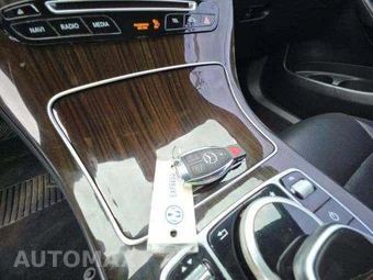 2018 Mercedes-Benz GLC 300 4MATIC – miniatura 8