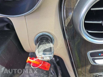 2018 Mercedes-Benz GLC 300 4MATIC - miniatura 8
