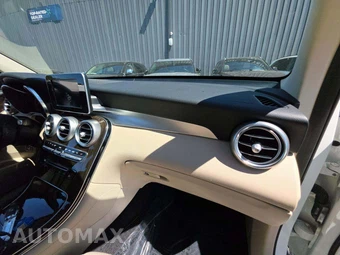 2018 Mercedes-Benz GLC 300 4MATIC – miniatura 19