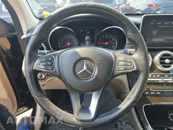 2018 Mercedes-Benz GLC 300 4MATIC – miniatura 10