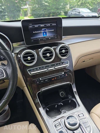 2018 Mercedes-Benz GLC 300 4MATIC – miniatura 10