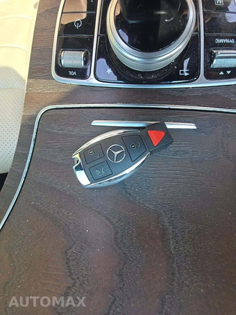 2018 Mercedes-Benz GLC 300 4MATIC - miniatura 5