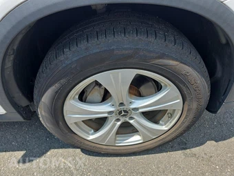 2018 Mercedes-Benz GLC 300 4MATIC - miniatura 9