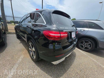 2018 Mercedes-Benz GLC 300 4MATIC – miniatura 2
